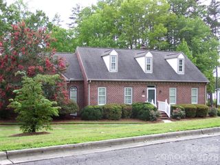 1859 Wetherburn Drive, Kannapolis, NC 28081