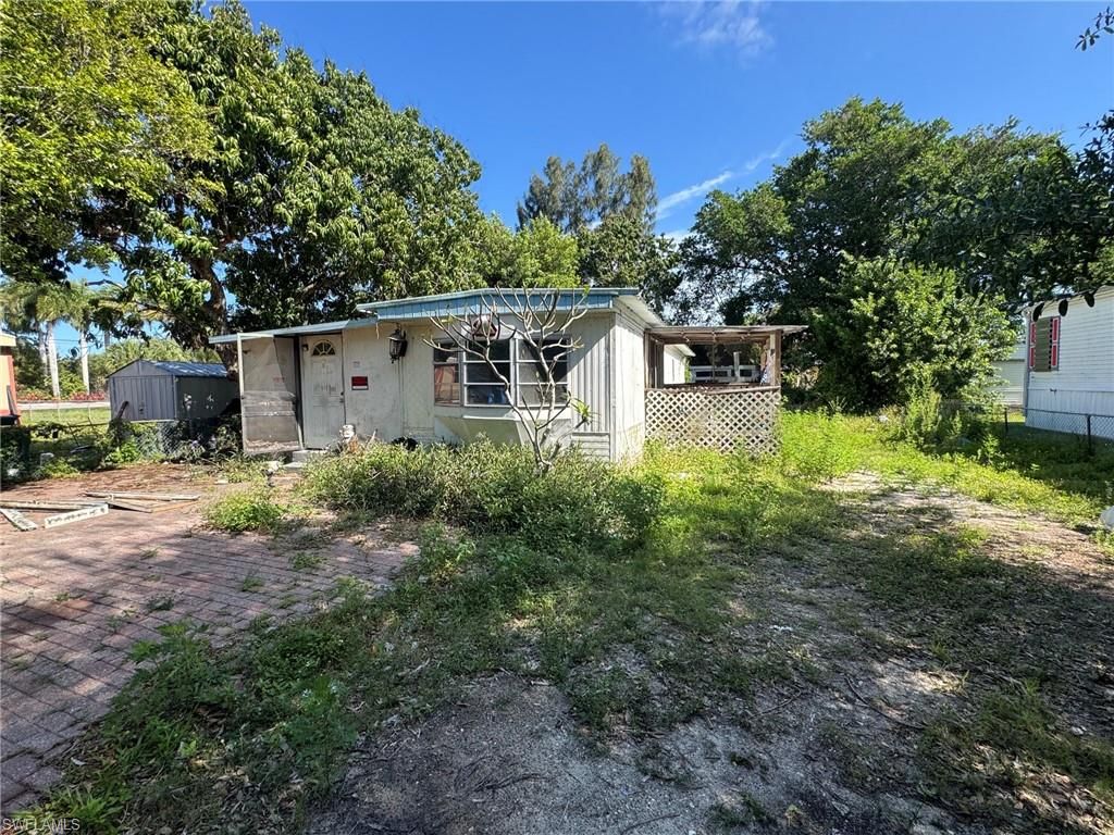 2919 Karen DR, NAPLES, FL 34112 — exterior