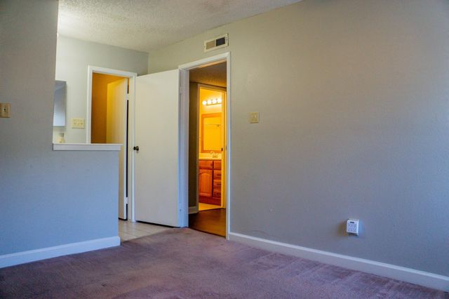 1900 Bay Area Boulevard 235, Houston, TX 77058