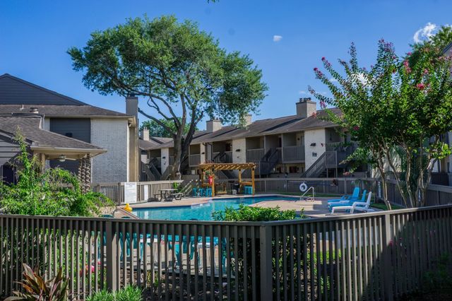1900 Bay Area Boulevard 235, Houston, TX 77058