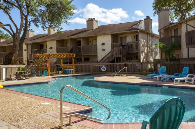 1900 Bay Area Boulevard 235, Houston, TX 77058