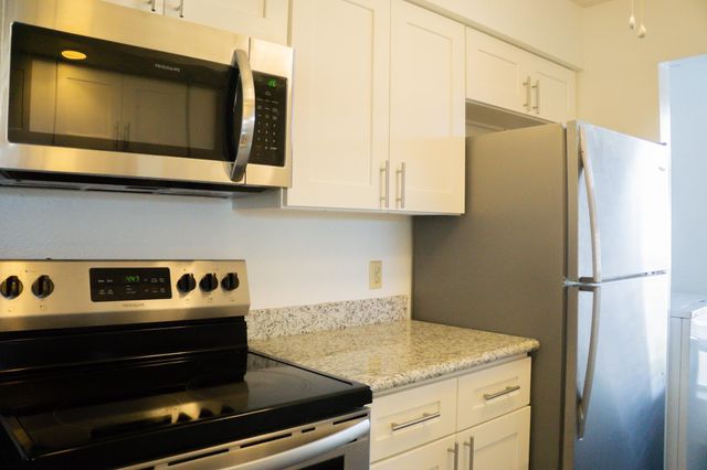 1900 Bay Area Boulevard 235, Houston, TX 77058