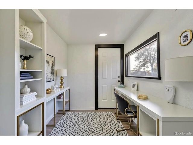 1542 Yosemite St, Denver, CO 80220