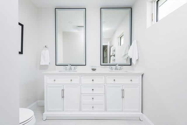 10 Gordon Rd, Arlington, MA 02474