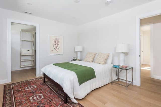 10 Gordon Rd, Arlington, MA 02474