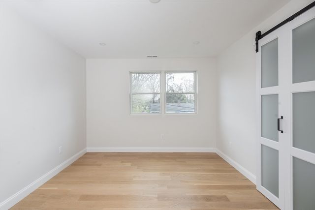 10 Gordon Rd, Arlington, MA 02474