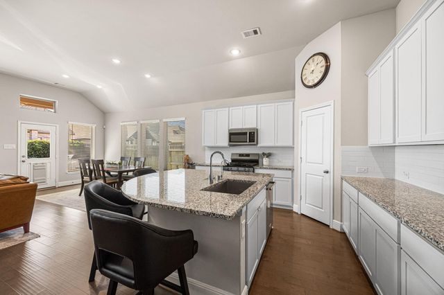 1315 Wild Mustang Trail, Richmond, TX 77406