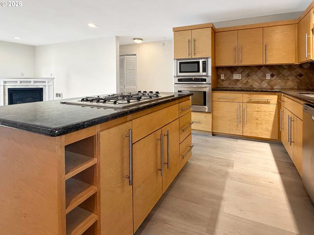 122 Se 73RD Ave, Portland, OR 97215
