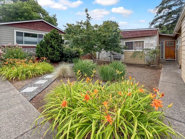 122 Se 73RD Ave, Portland, OR 97215