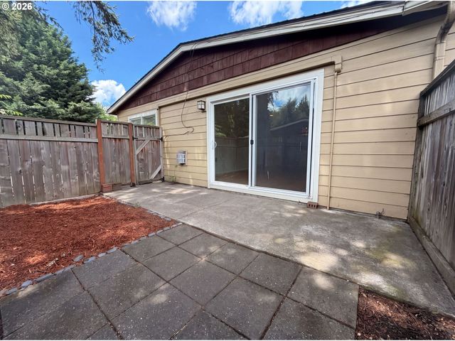 122 Se 73RD Ave, Portland, OR 97215