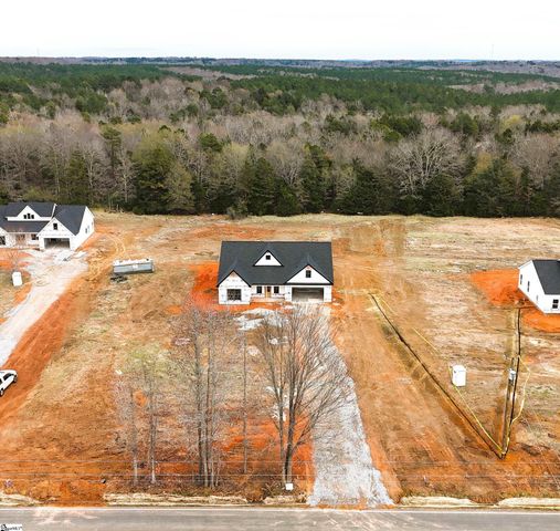 1121 Mount Lebanon Road, Pauline, SC 29374