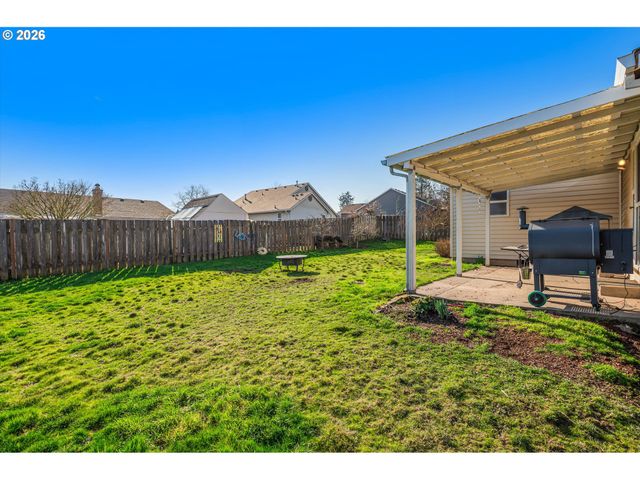 843 10TH Ct, Lafayette, OR 97127