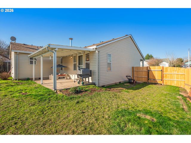 843 10TH Ct, Lafayette, OR 97127