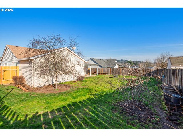 843 10TH Ct, Lafayette, OR 97127