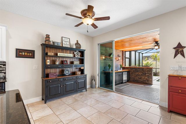 189 MAGNETA LOOP, Auburndale, FL 33823