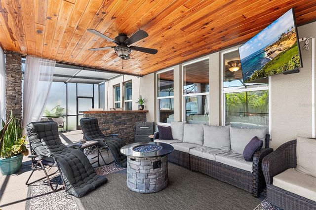 189 MAGNETA LOOP, Auburndale, FL 33823