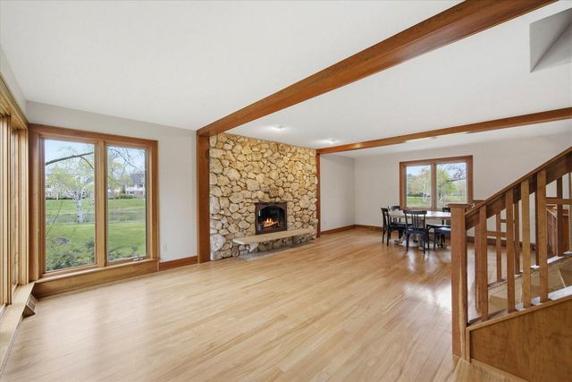 15270 Red Fox LANE, Elm Grove, WI 53122