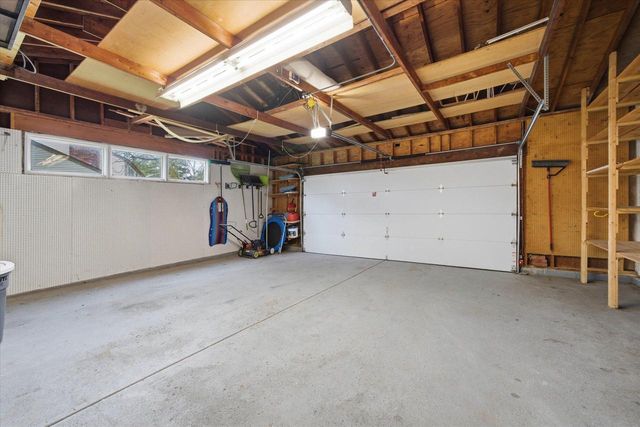 15270 Red Fox LANE, Elm Grove, WI 53122
