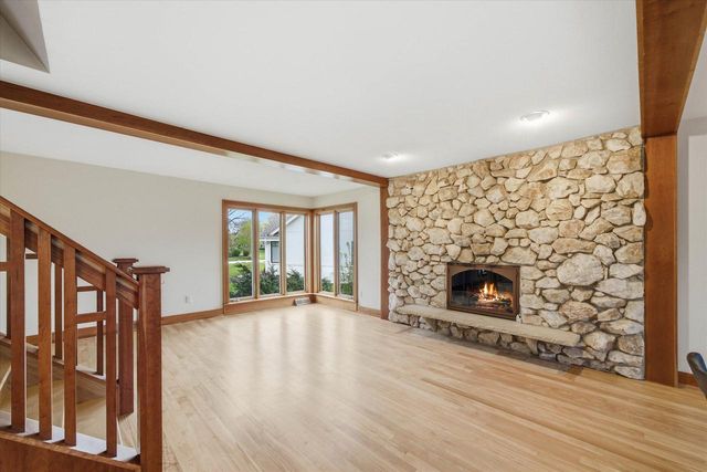 15270 Red Fox LANE, Elm Grove, WI 53122