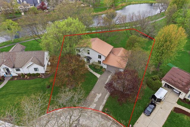 15270 Red Fox LANE, Elm Grove, WI 53122