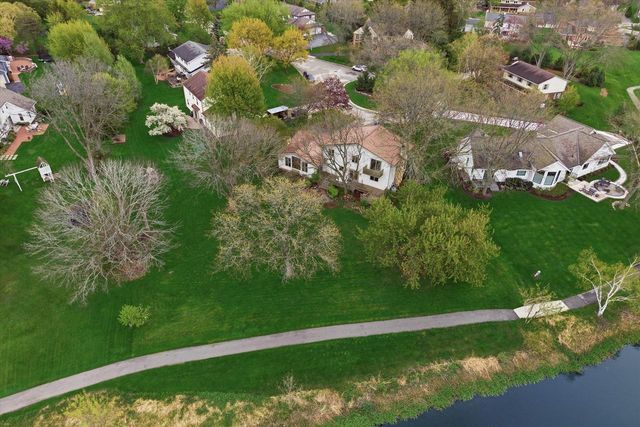15270 Red Fox LANE, Elm Grove, WI 53122