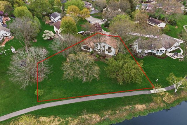 15270 Red Fox LANE, Elm Grove, WI 53122