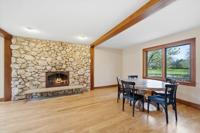 15270 Red Fox LANE, Elm Grove, WI 53122