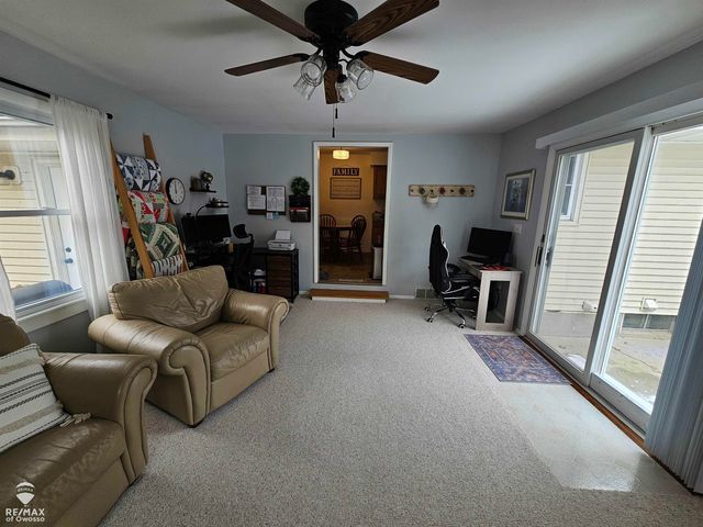 1270 N Chipman Street, Owosso, MI 48867