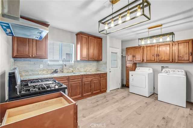6114 Allston, Los Angeles, CA 90022
