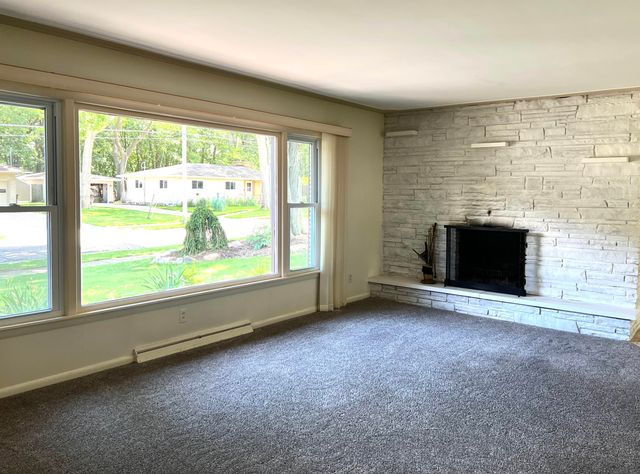 3031 Country Club Drive, Muskegon, MI 49441