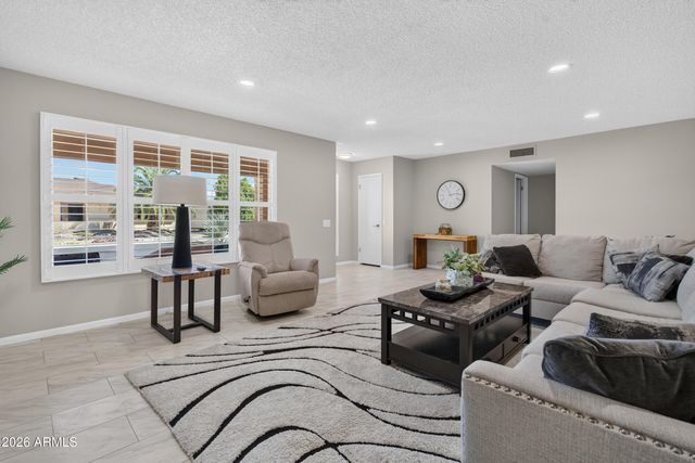 13207 W GAUCHO Drive, Sun City West, AZ 85375