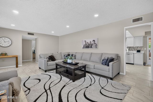 13207 W GAUCHO Drive, Sun City West, AZ 85375