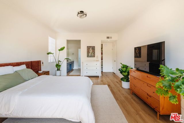 10336 Almayo Avenue 203, Los Angeles, CA 90064