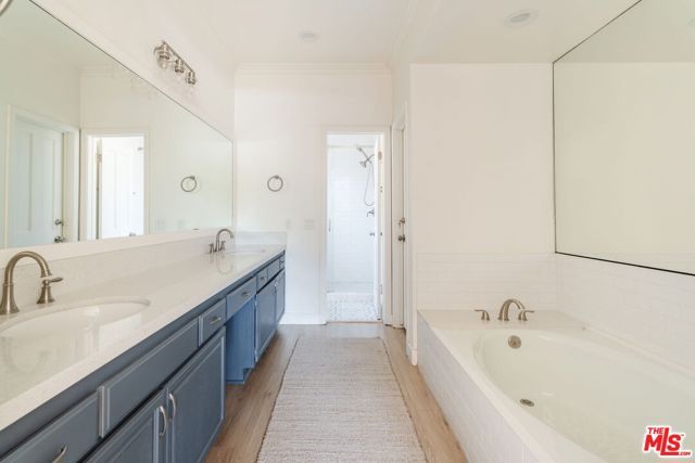 10336 Almayo Avenue 203, Los Angeles, CA 90064