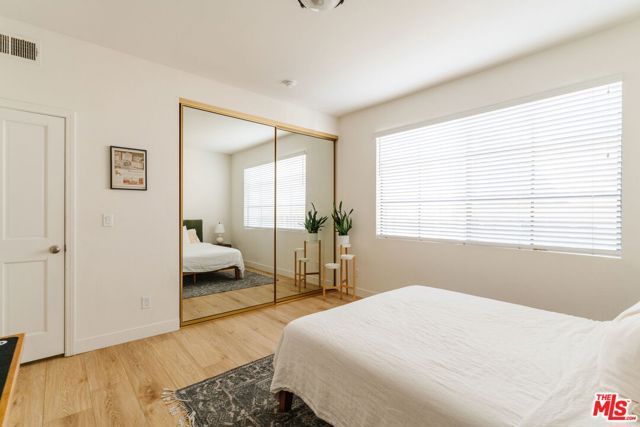 10336 Almayo Avenue 203, Los Angeles, CA 90064