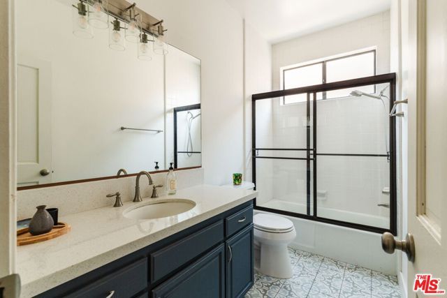 10336 Almayo Avenue 203, Los Angeles, CA 90064