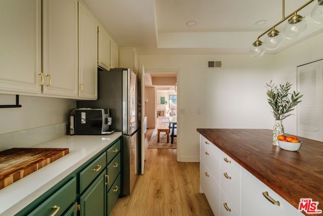 10336 Almayo Avenue 203, Los Angeles, CA 90064