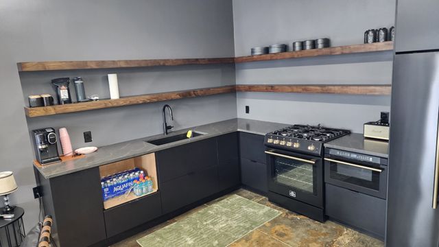 118 W Walnut St, Smithville, TN 37166