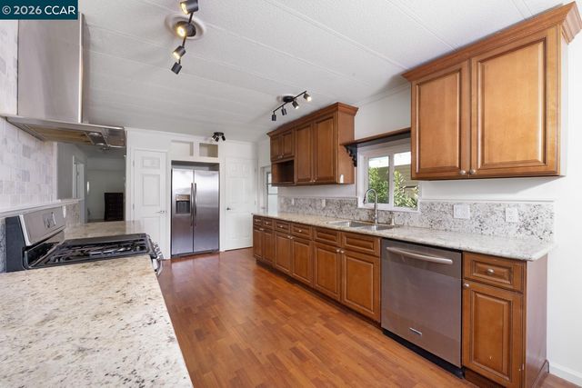 2159 Dalis Drive 106, Concord, CA 94520