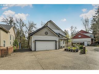 1760 Sw GOUCHER Ct, Mc Minnville, OR 97128