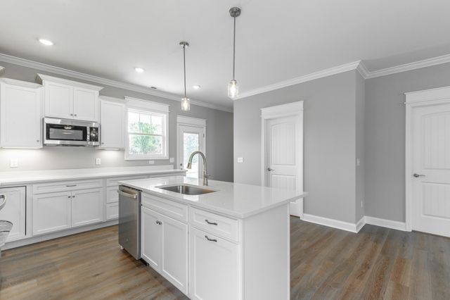 1037 Silverpine Drive, Chattanooga, TN 37421