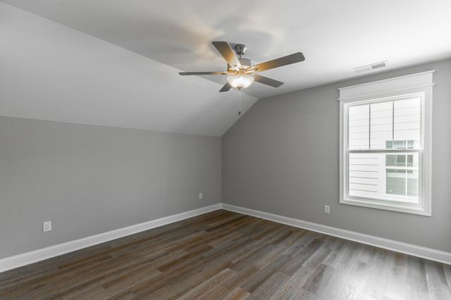 1037 Silverpine Drive, Chattanooga, TN 37421