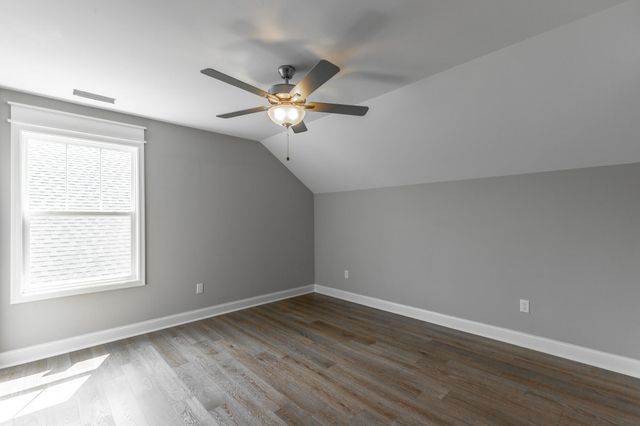 1037 Silverpine Drive, Chattanooga, TN 37421