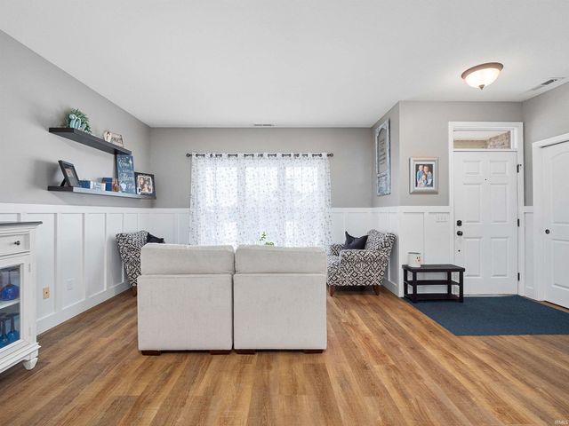 13018 Tuscany Way, Fort Wayne, IN 46845