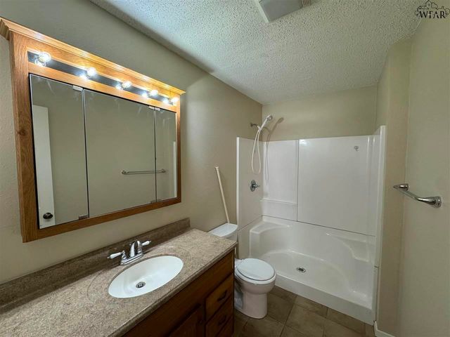 2953 STEARNS AVENUE, Wichita Falls, TX 76308