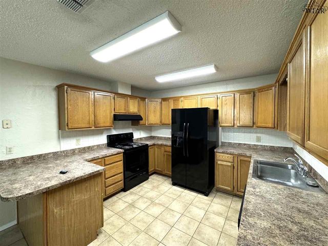 2953 STEARNS AVENUE, Wichita Falls, TX 76308