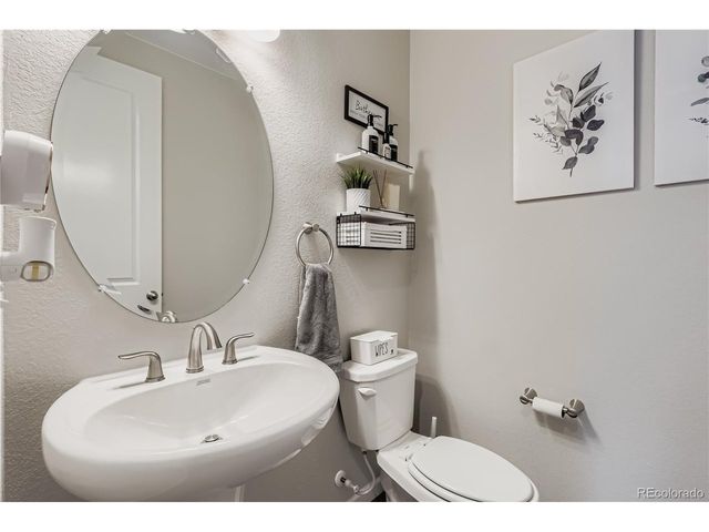 3967 Grand Baker St, Aurora, CO 80019