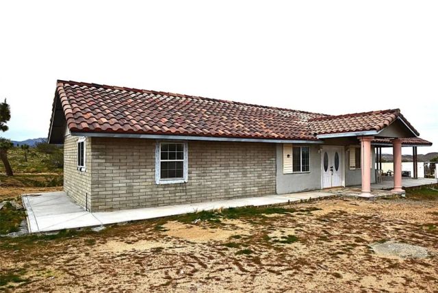 8425 Indio Avenue, Yucca Valley, CA 92284