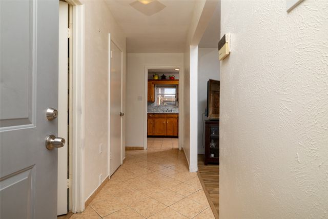 6228 Wheaton Drive, Fort Worth, TX 76133