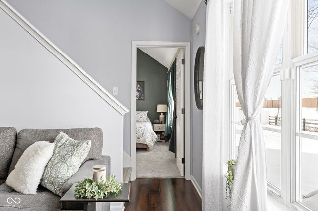 10864 Washington Bay Drive, Fishers, IN 46037